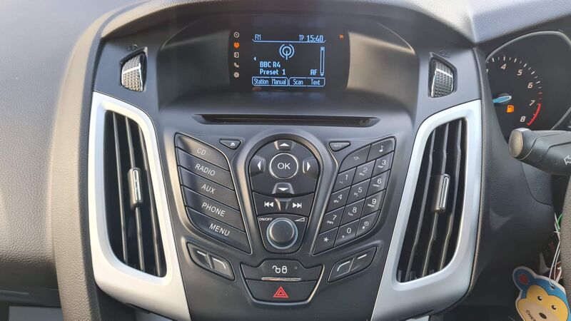 FORD FOCUS