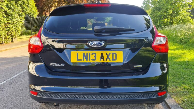 FORD FOCUS