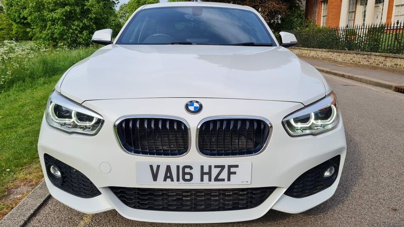BMW 1 SERIES