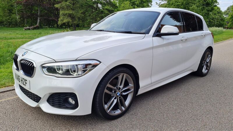 BMW 1 SERIES