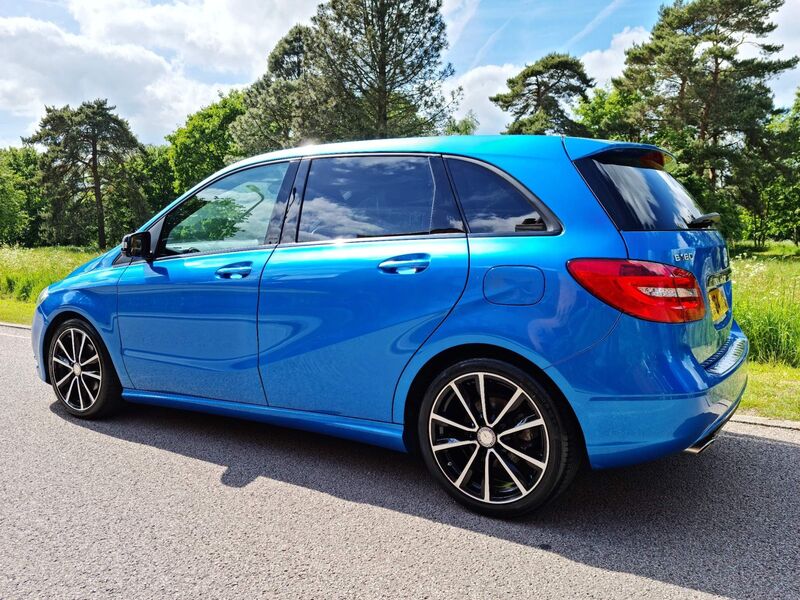 View MERCEDES-BENZ B CLASS 1.6 B180 Sport 7G-DCT Euro 6 (s/s) 5dr