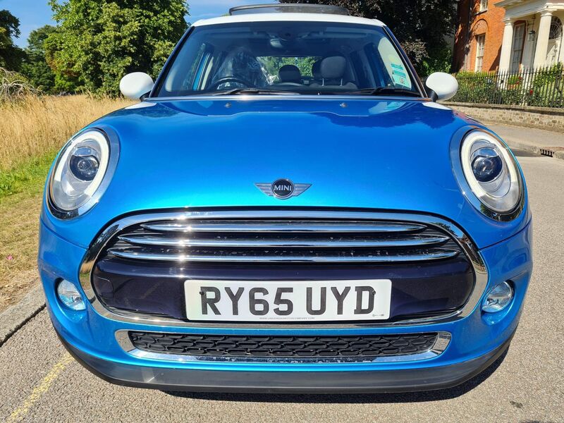 MINI HATCH