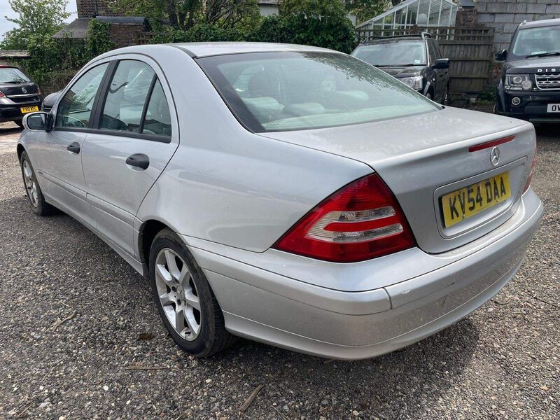 View MERCEDES-BENZ C CLASS 1.8 C180 Kompressor Classic SE 4dr
