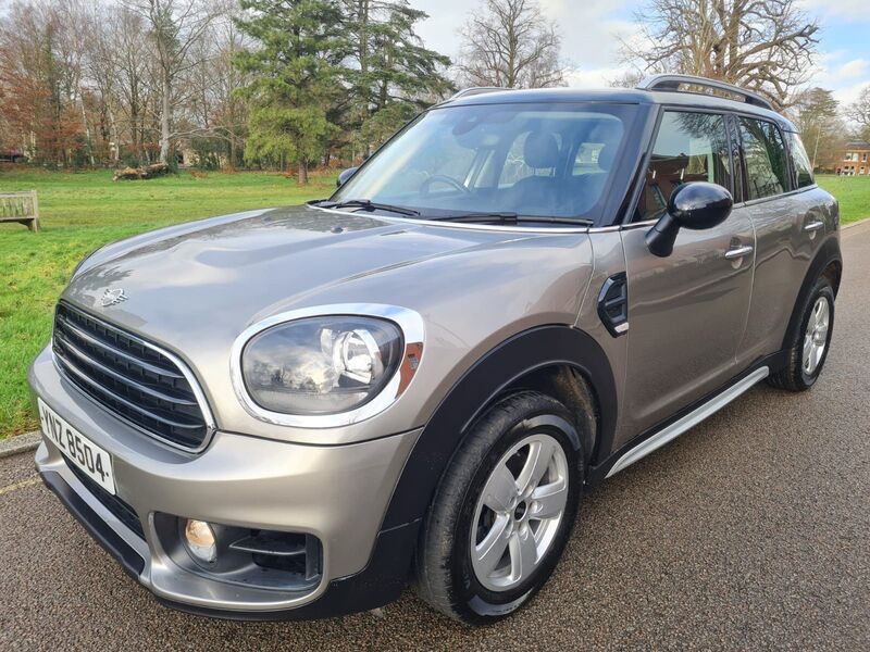 MINI COUNTRYMAN