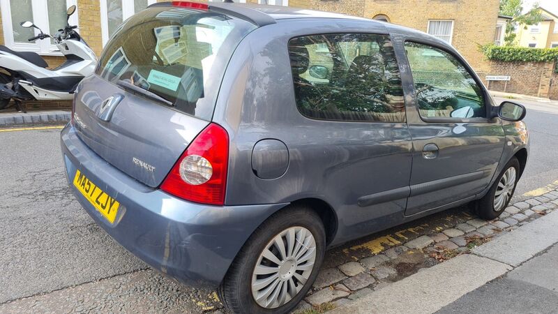 RENAULT CLIO