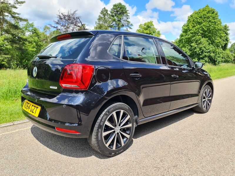 View VOLKSWAGEN POLO 1.0 BlueMotion Tech SE Euro 6 (s/s) 5dr