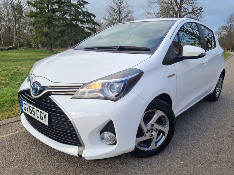 View TOYOTA YARIS 1.5 VVT-h Icon E-CVT Euro 6 5dr (Safety Sense)