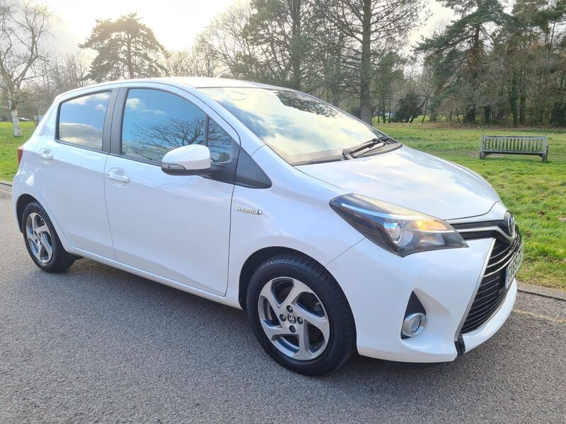 View TOYOTA YARIS 1.5 VVT-h Icon E-CVT Euro 6 5dr (Safety Sense)