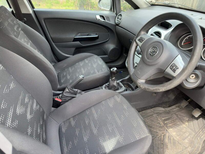 VAUXHALL CORSA