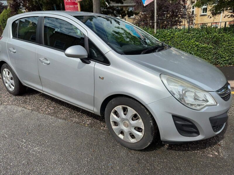 View VAUXHALL CORSA 1.2i 16v Exclusiv 5dr