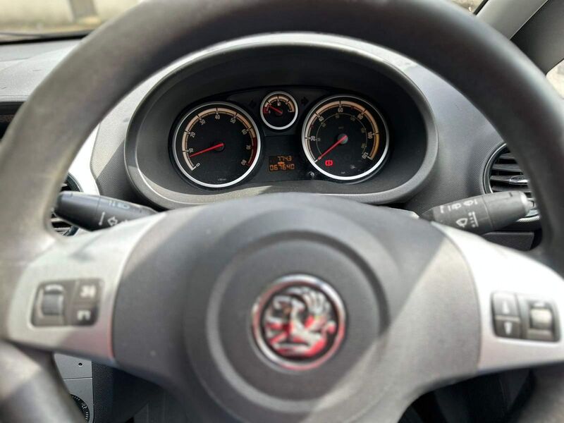 VAUXHALL CORSA