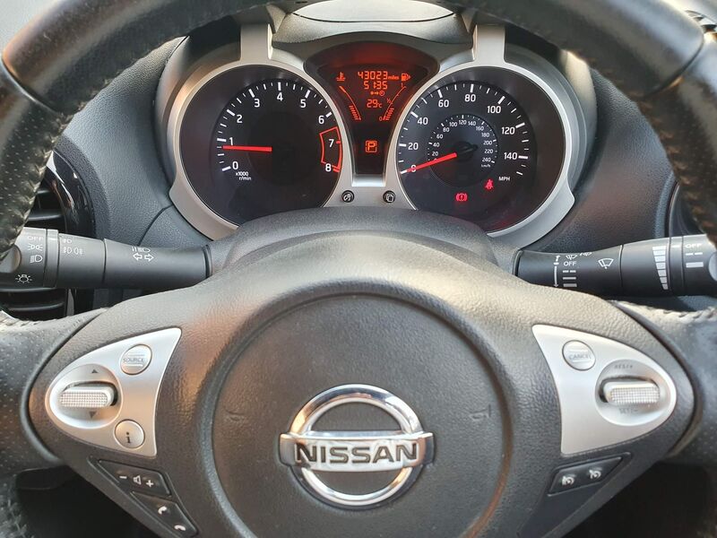 NISSAN JUKE