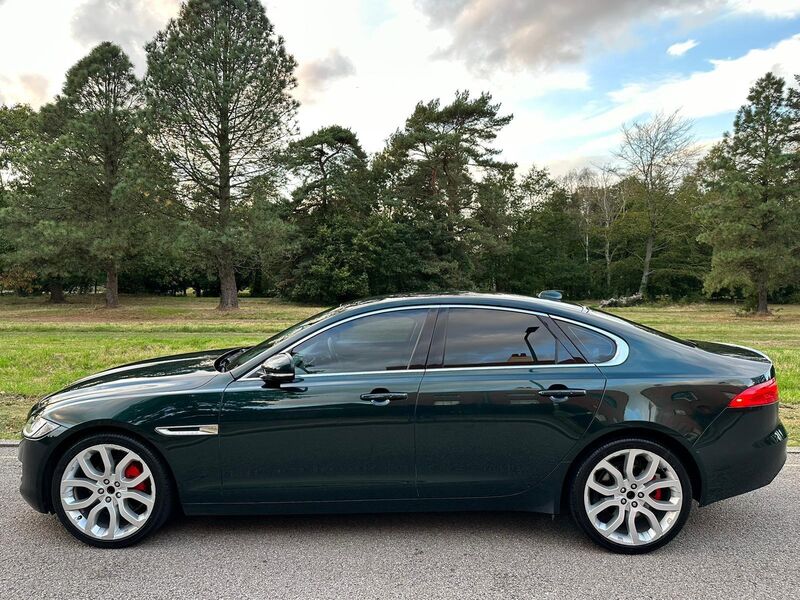 JAGUAR XF